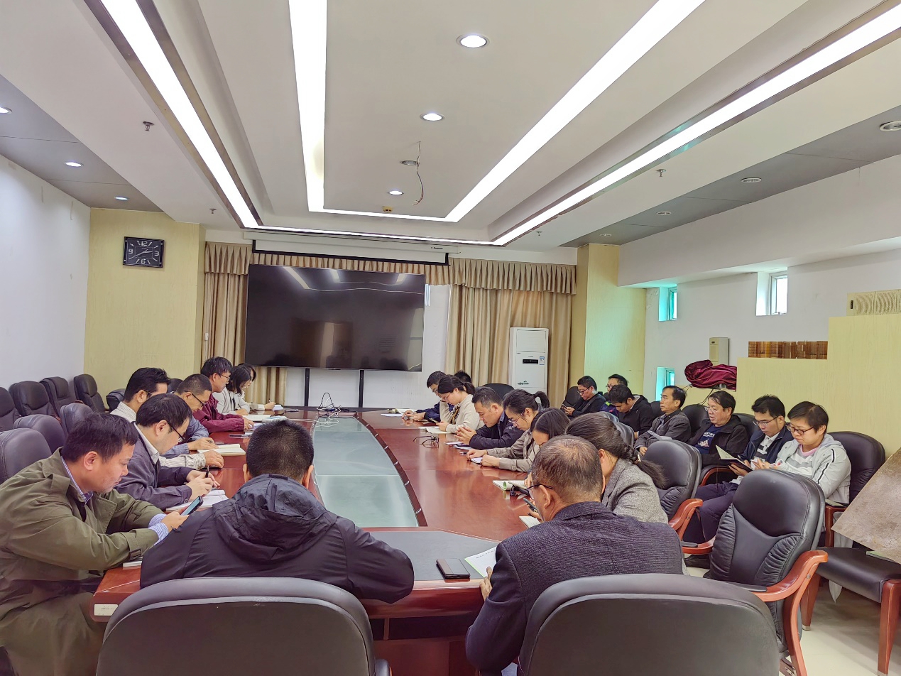 第三党支部专题学习.jpg